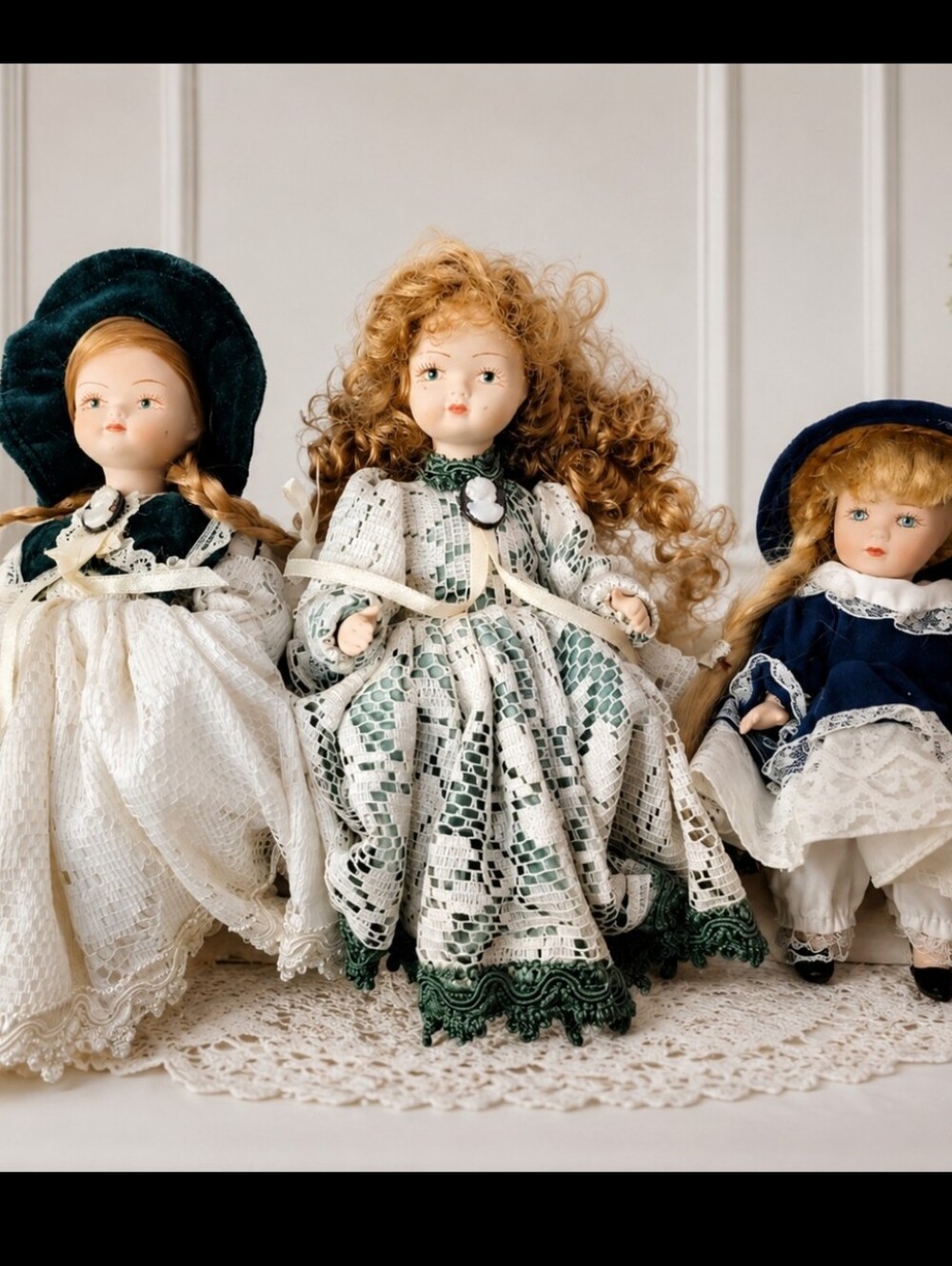 Capodimonte  Collection VTG. Porcelain 3 Dolls Bisque  Collectible Made In Italy